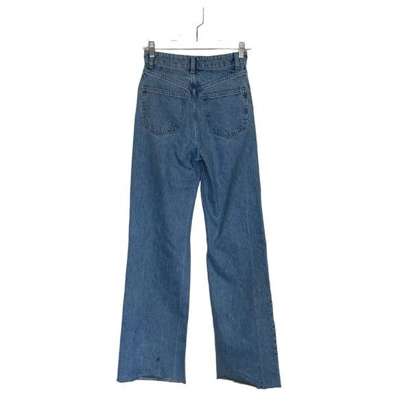 ZARA Super High Rise Baggy Mom Jeans Light Wash Trendy Size 2 Distressed - Picture 2 of 7